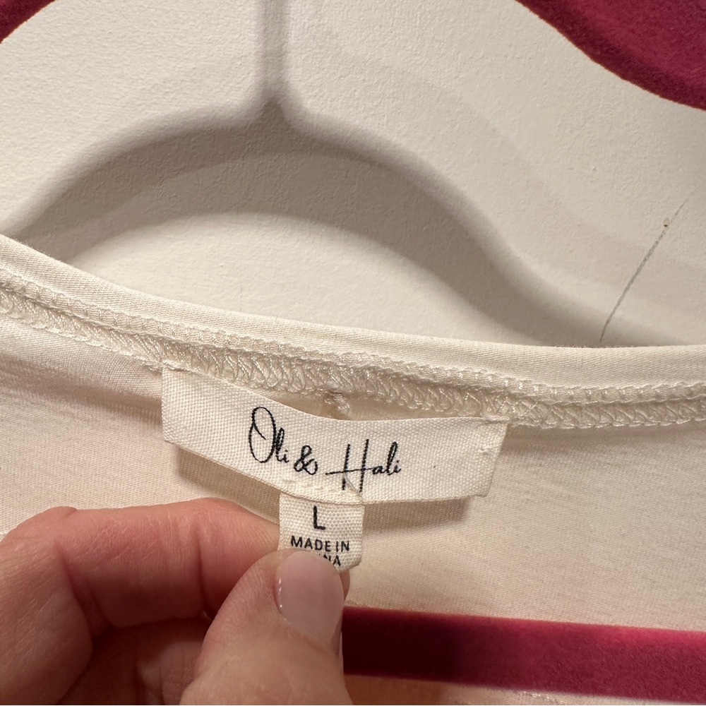 Oli & Hali Boutique Short Sleeve Top with Cream/Orange Accents - oversized fit - Picture 4 of 7